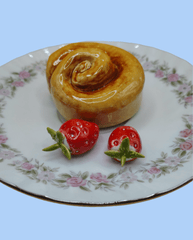 Tennyson Corley, strawberry bun - Original Sculpture