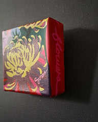 Decorative canvas painting with floral design 