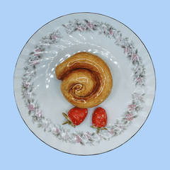 Tennyson Corley, strawberry bun - Original Sculpture